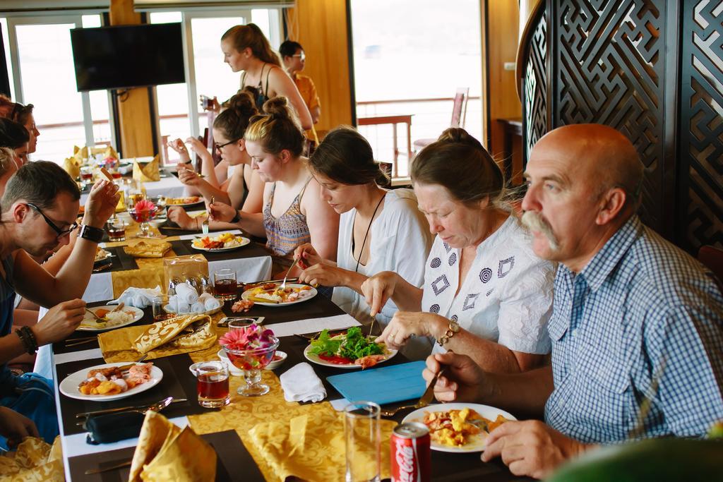 Cristina Diamond Cruise Hotel Ha Long Værelse billede