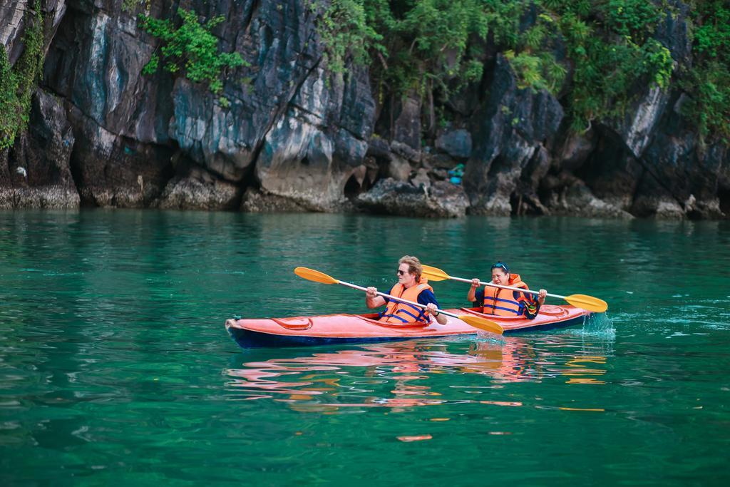 Cristina Diamond Cruise Hotel Ha Long Værelse billede